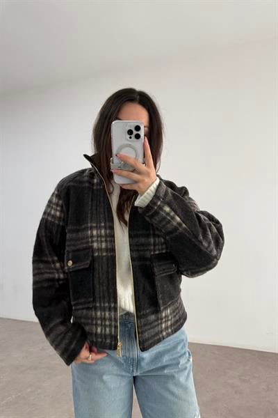 Zr. Kaşe Ekose Siyah Ceket  