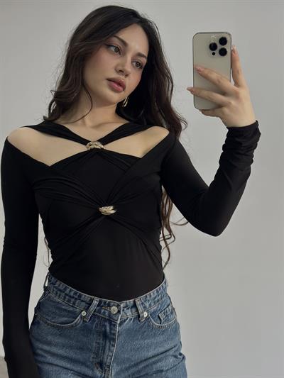 ZR Gold Tokalı Tasarım Siyah Bluz