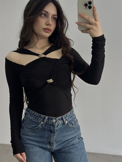 ZR Gold Tokalı Tasarım Siyah Bluz