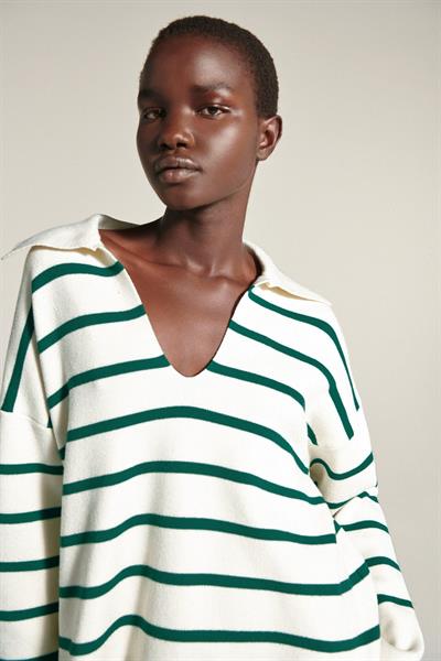 ZR Orijinal Yakalı Çizgili Kazak