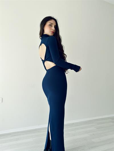 ZR Orj. SIRTI BURGULU MİDİ ELBİSE