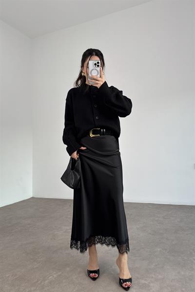 Zr Ucu Dantel Detaylı Siyah Midi Saten  Etek