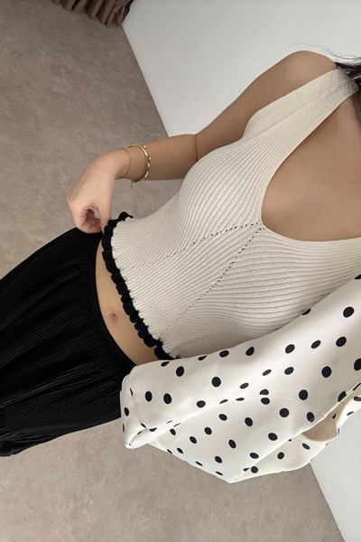 Zra Askılı Fırfırlı Triko Üst