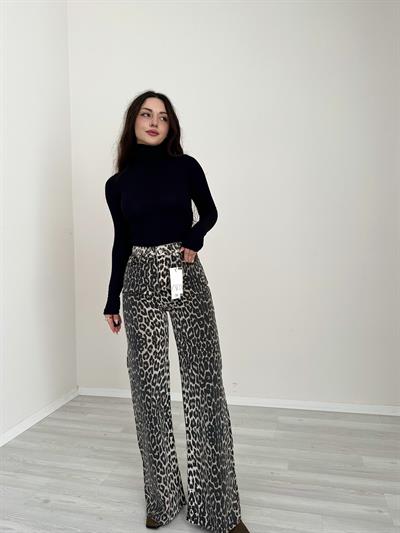 ZRA Straightleg Leo Jean