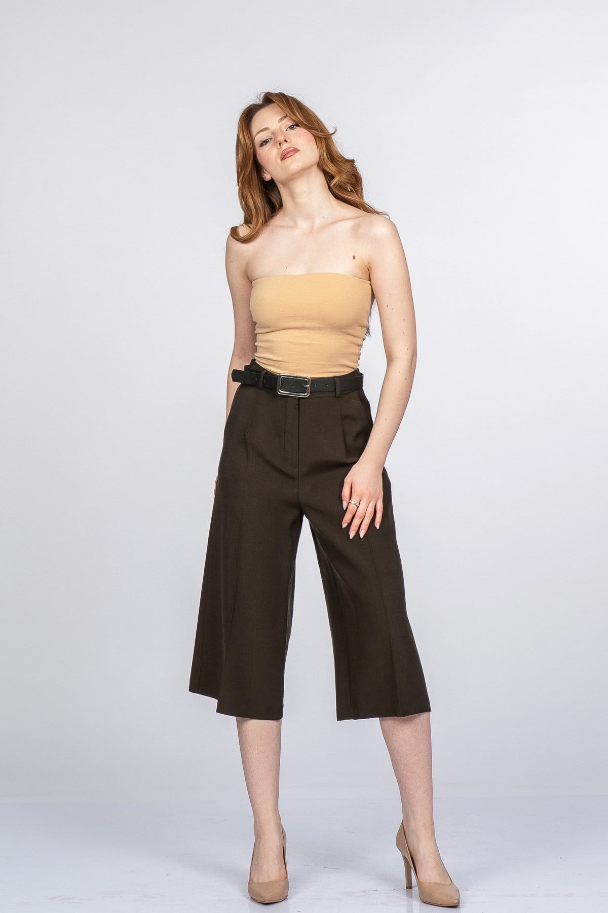 NIKKI KEMERLİ KISA PANTOLON