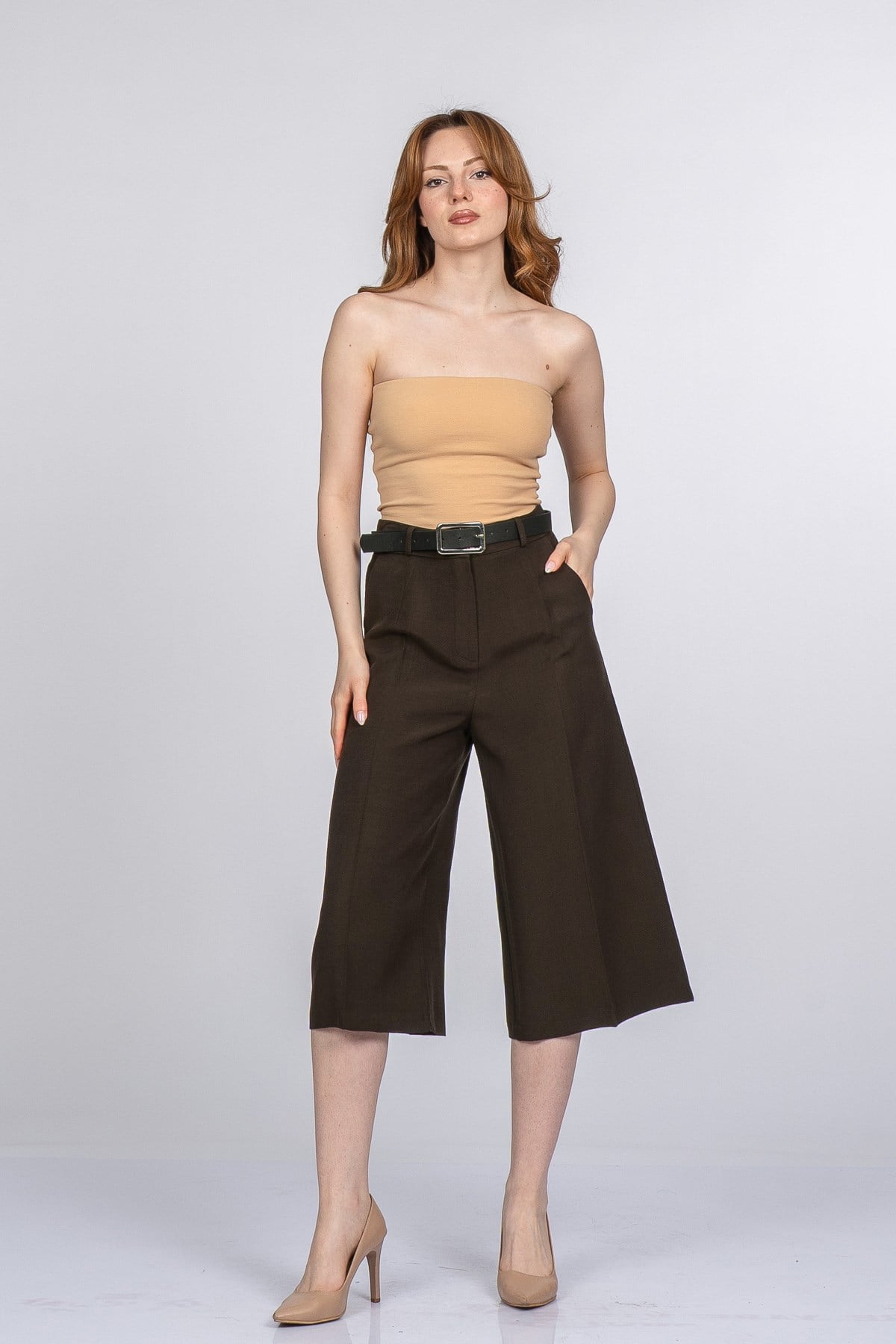 NIKKI KEMERLİ KISA PANTOLON