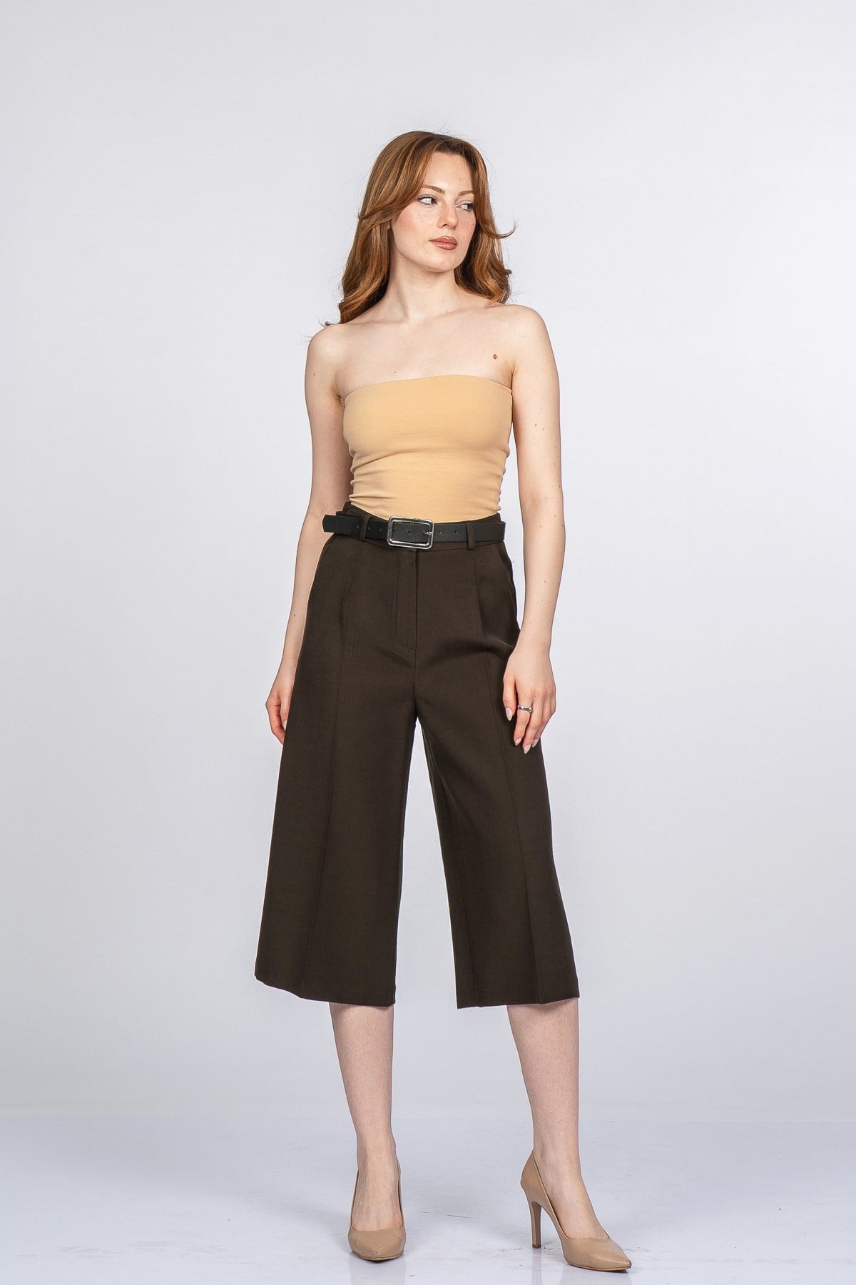 NIKKI KEMERLİ KISA PANTOLON