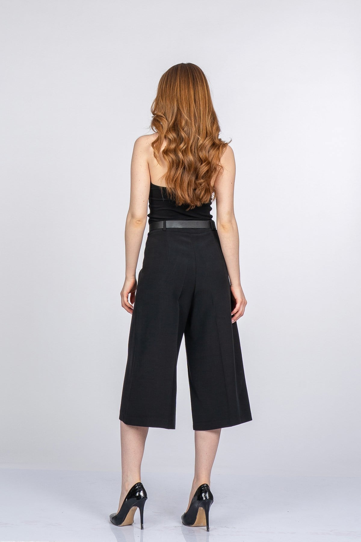NIKKI KEMERLİ KISA PANTOLON