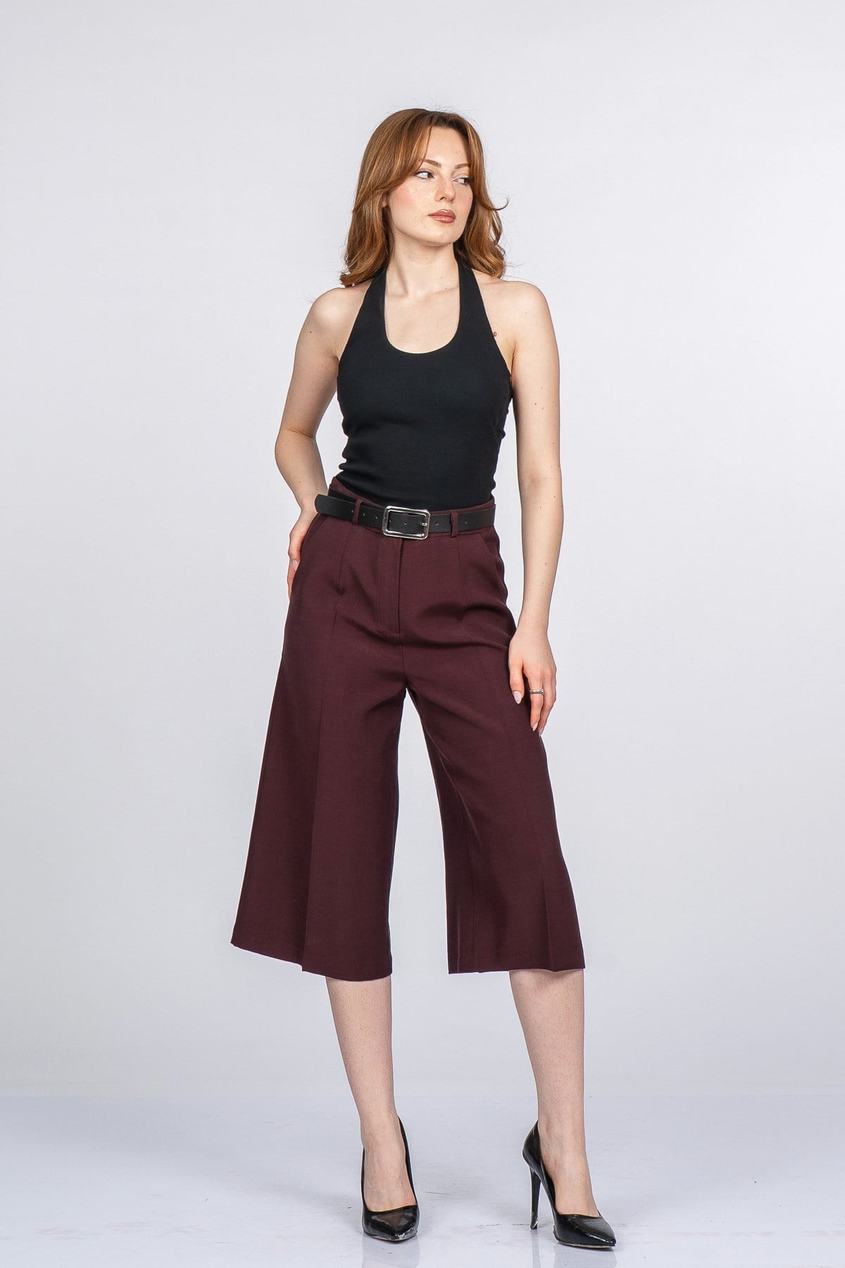 NIKKI KEMERLİ KISA PANTOLON