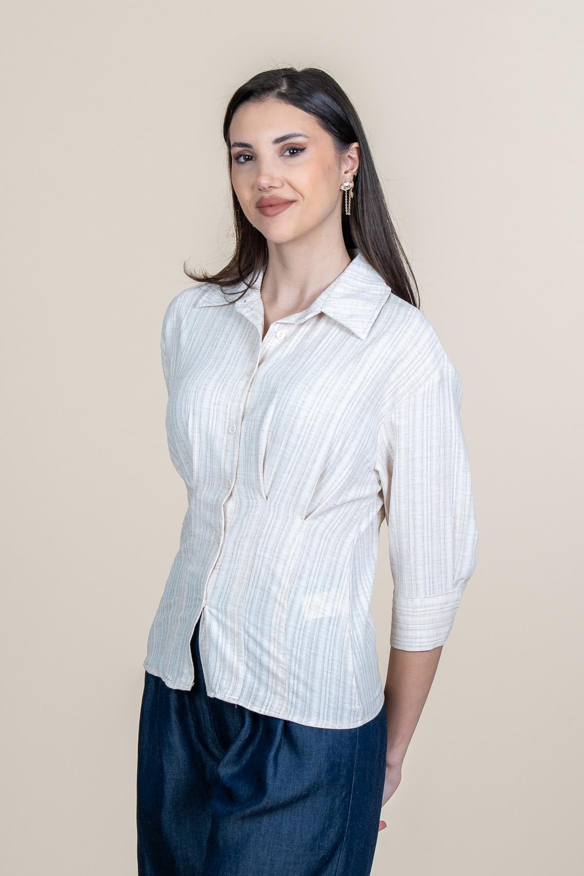 SALMA DÜĞMELİ GÖMLEK