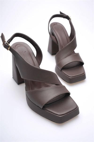 Acı Kahve Kadın Topuklu Platform Sandalet TR12MY04E