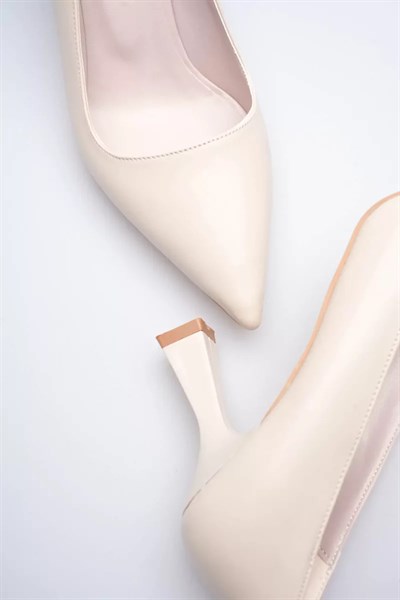 Bej Topuklu Kadın Stiletto TR20MS02C