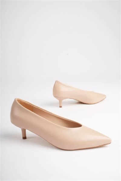 Kadın Bej 4 cm İnce Topuklu Stiletto TR05MS02B