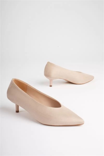 Kadın Bej Süet 4 cm İnce Topuklu Stiletto TR05MS02G