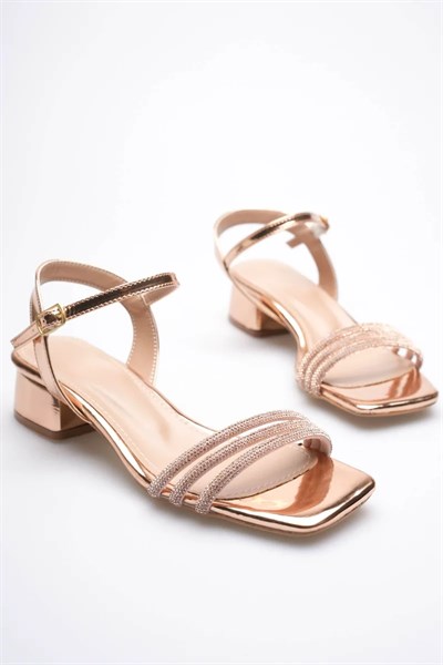 Kadın Rose Gold Taşlı Kalın Topuklu Sandalet TR20MY26F