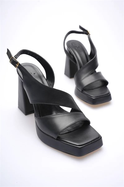Siyah Kadın Topuklu Platform Sandalet TR12MY04A