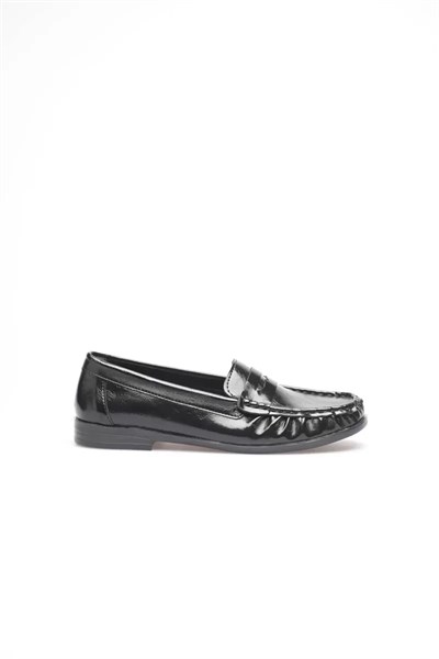 Siyah Parlak Deri Görünümlü Penny Loafer TR88MS02A
