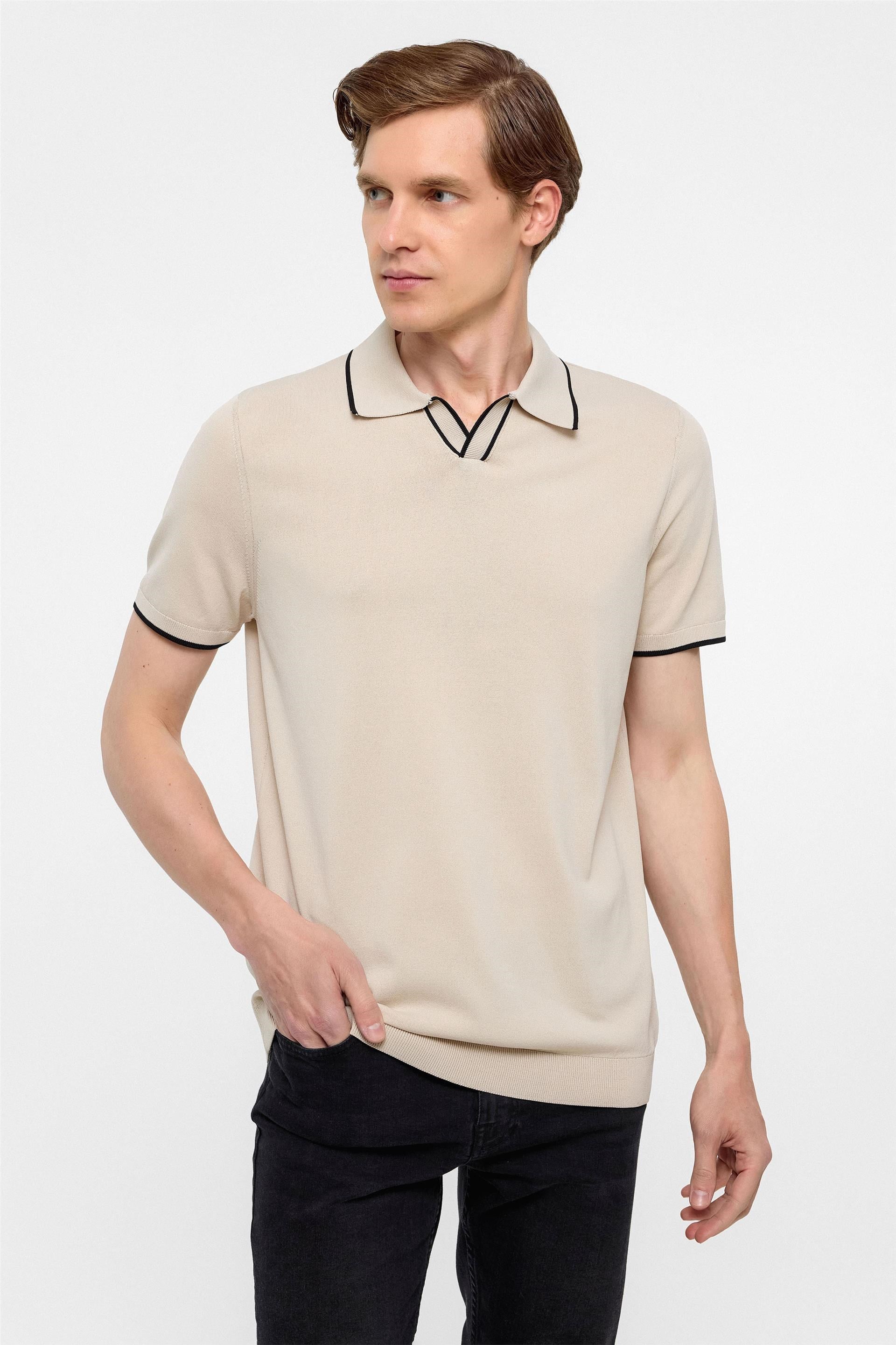 Bej Regular Düz Polo Yaka Triko Tişört 