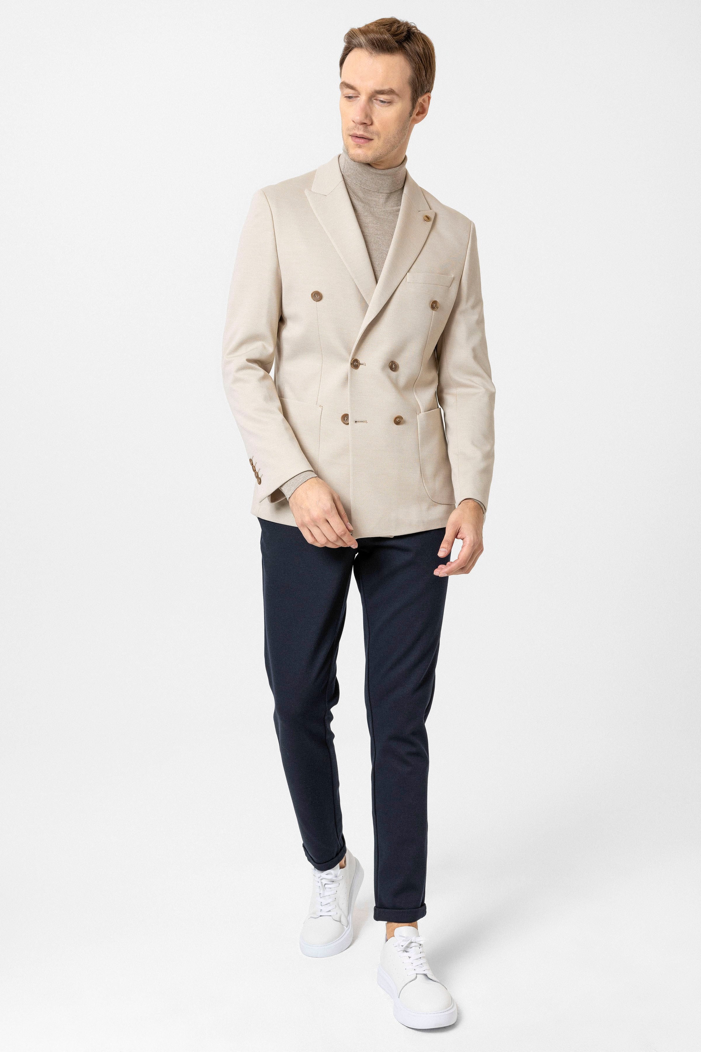 Bej Slim Fit Düz Sivri Yaka 6 Drop Ceket