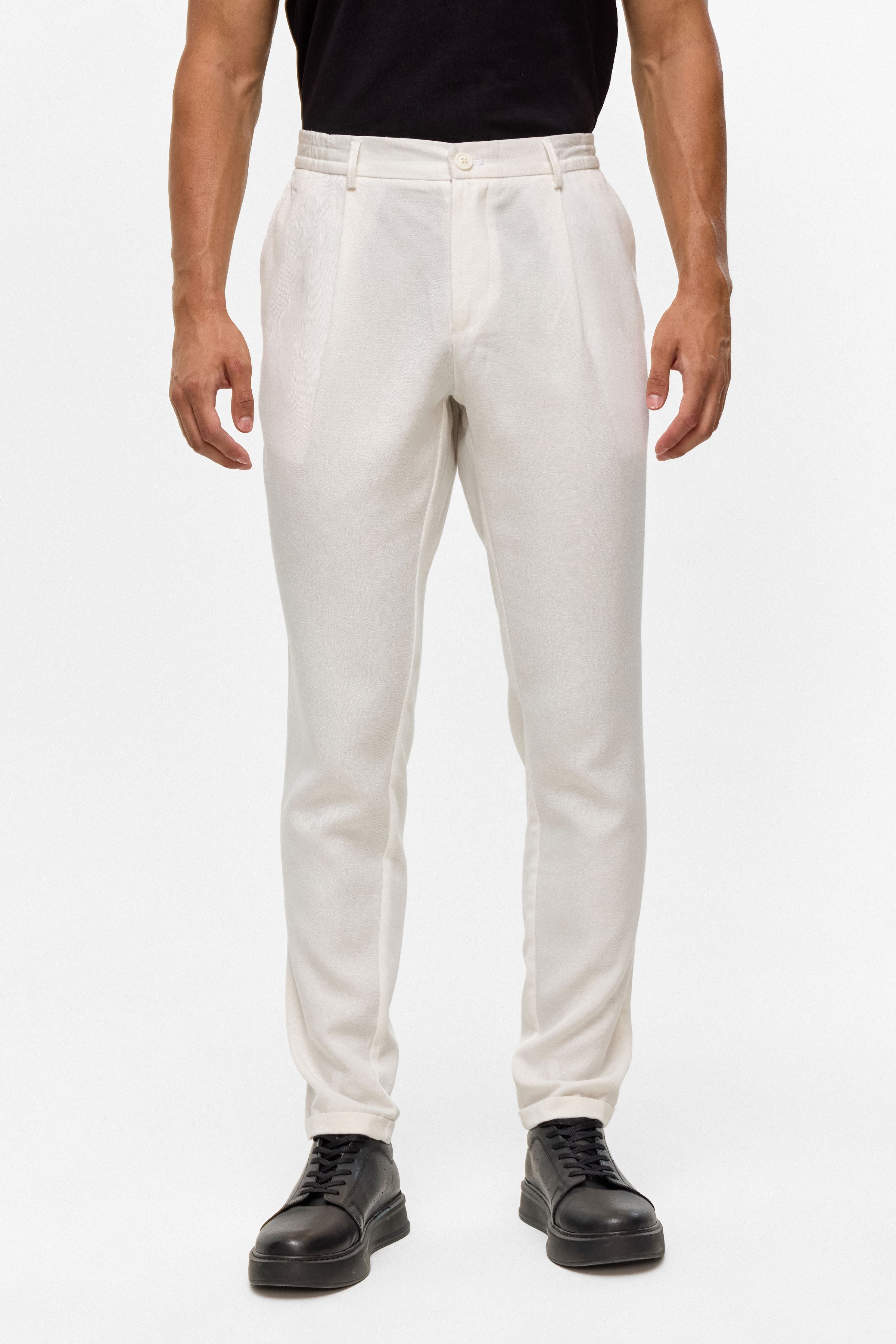 Süvari Beyaz Slim Armürlü Jogger Pantolon görsel 2