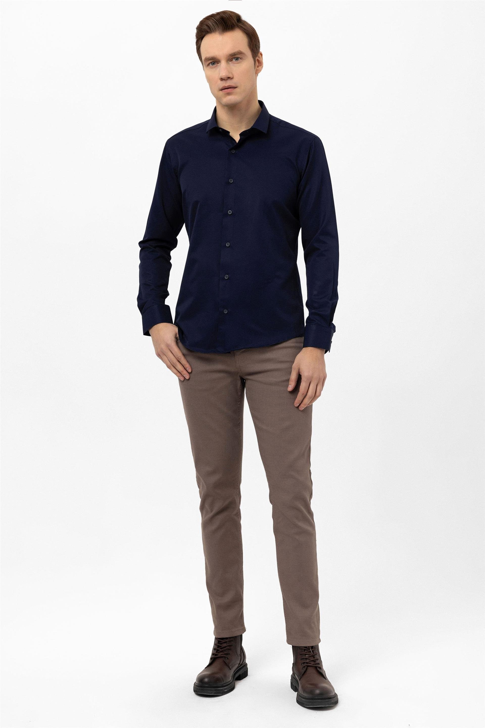 Süvari Lacivert Slim Fit Armürlü Klasik Yaka Gömlek