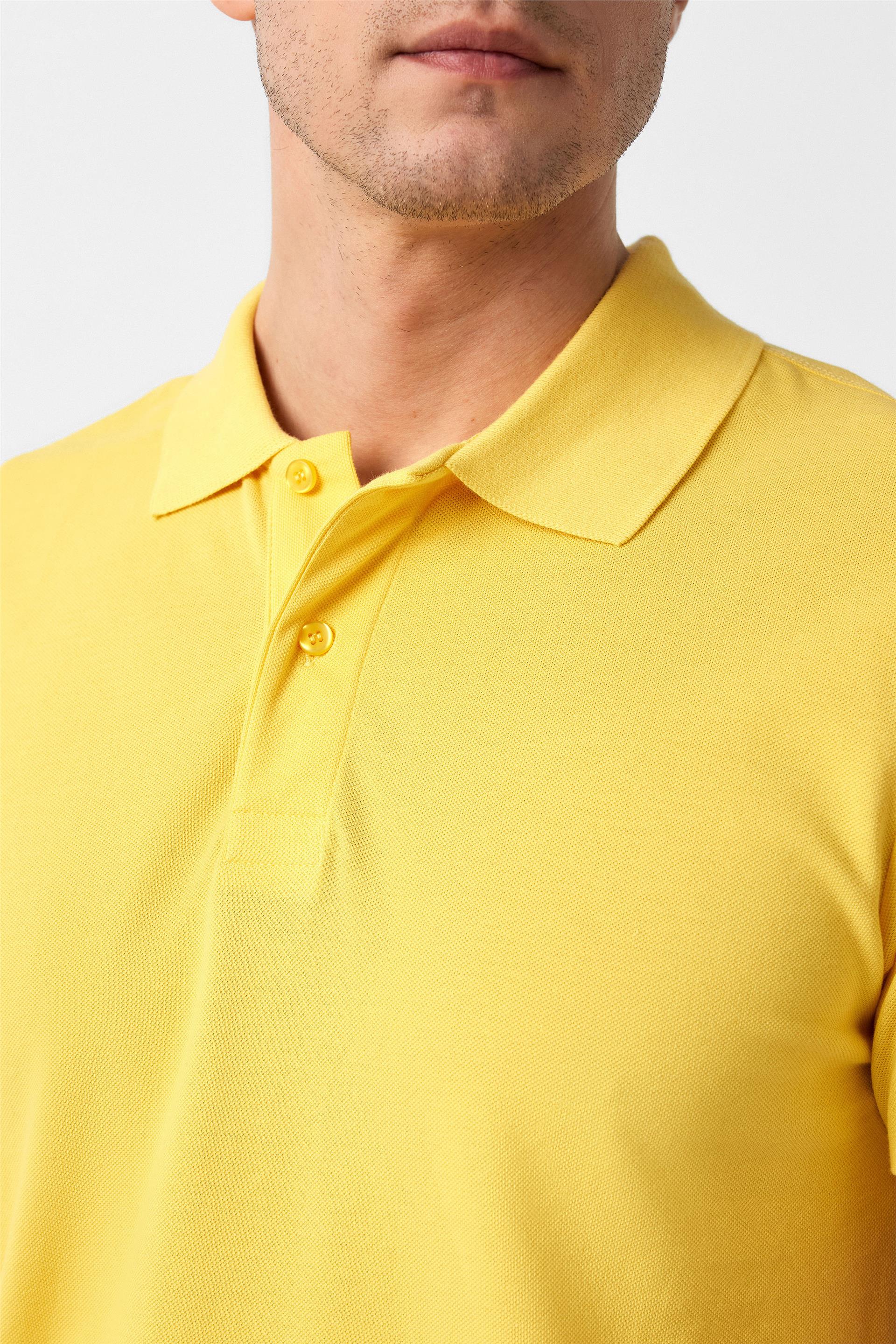 Sarı Slim Fit Armürlü Polo Yaka Tişört