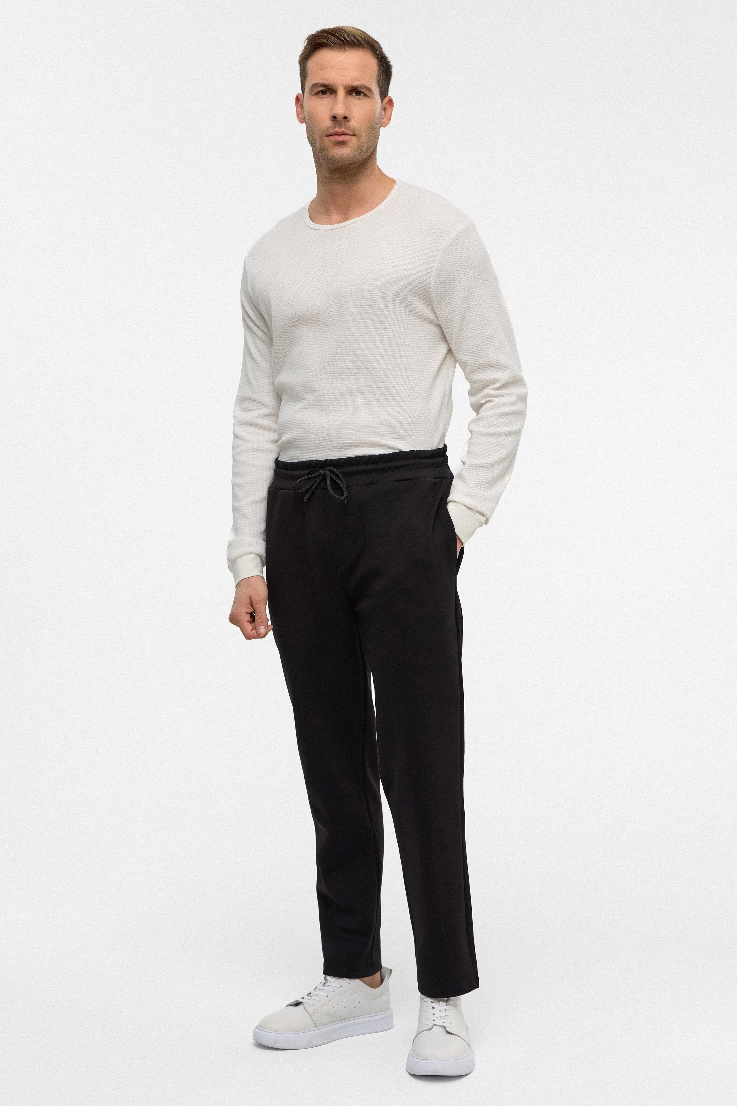 Süvari Siyah Regular Düz Jogger Pantolon görsel 2