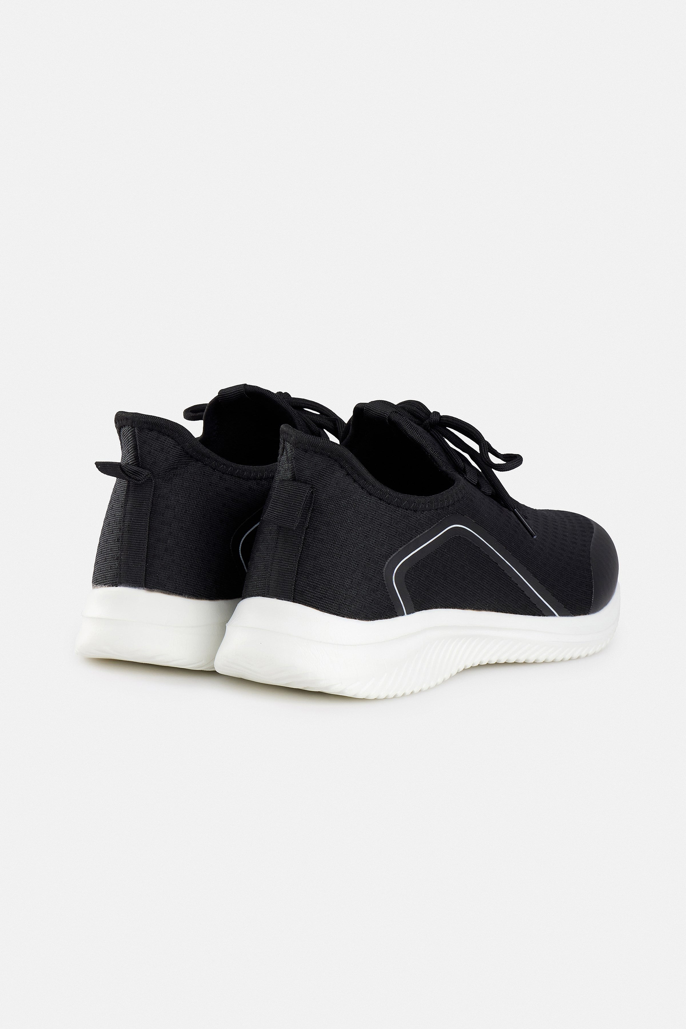 Siyah Sneakers Ayakkabı