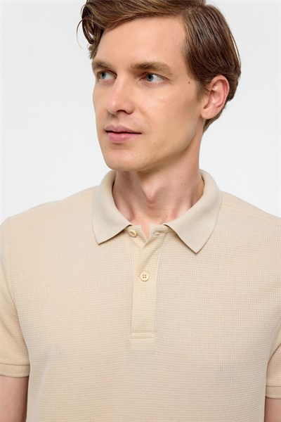Bej Regular Armürlü Polo Yaka Tişört