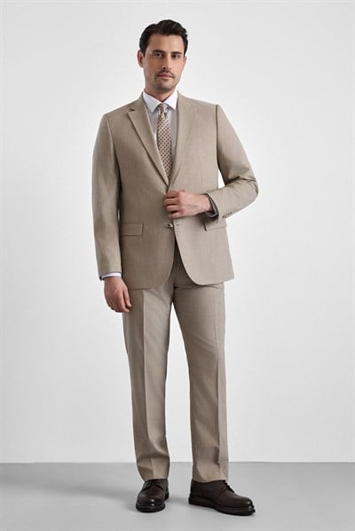 Bej Regular Sivri Yaka Düz Armürlü Kapaklı Cep Standart 6 Drop Takım Elbise