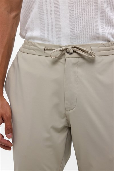 Bej Slim Armürlü Jogger Pantolon