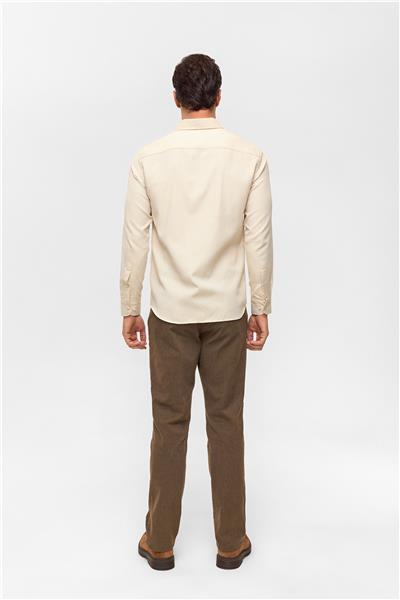 Bej Slim Baskılı Düğmeli Yaka Gömlek