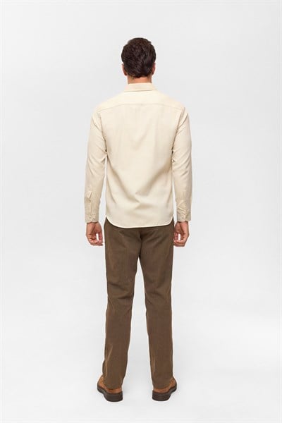 Bej Slim Baskılı Düğmeli Yaka Gömlek