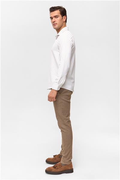 Bej Slim Çizgili Klasik Yaka Gömlek