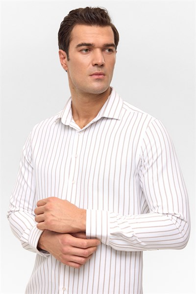 Bej Slim Çizgili Klasik Yaka Gömlek