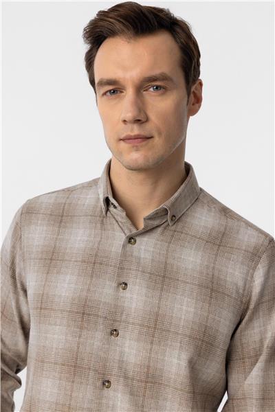 Bej Slim Fit Düz Düğmeli Yaka Gömlek