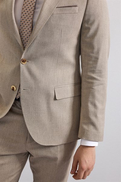 Bej Slim Sivri Yaka 6 Drop Takım Elbise