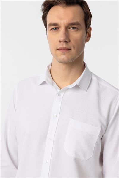 Beyaz Regular Fit Armürlü Klasik Yaka Gömlek