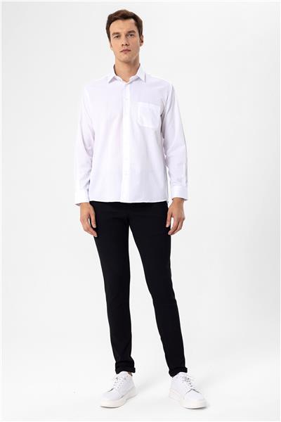 Beyaz Regular Armürlü Klasik Yaka Gömlek