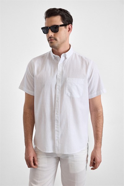 Beyaz Regular Düğmeli Yaka Düz Kısa Kollu Casual Gömlek