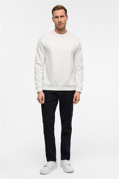 Beyaz Regular Düz Bisiklet Yaka Sweatshirt