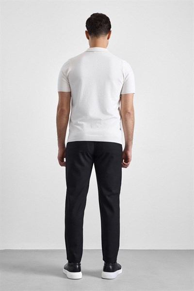 Beyaz Regular Düz Fermuarlı Polo Yaka Triko Tişört