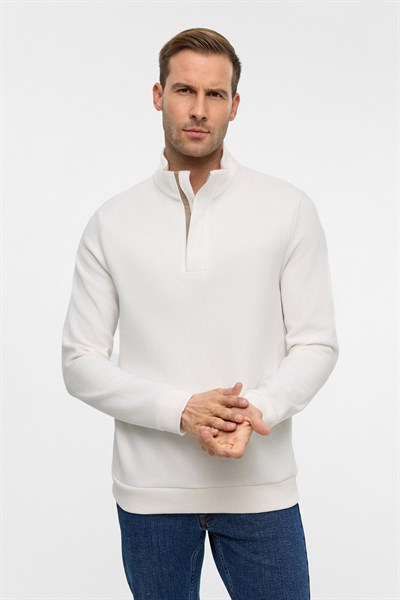Beyaz Regular Düz Polo Yaka Sweatshirt