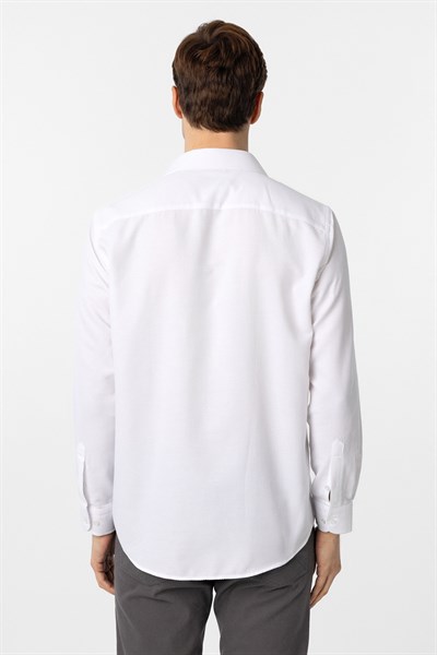 Beyaz Regular Fit Armürlü Klasik Yaka Gömlek