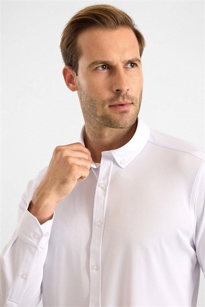 Beyaz Slim Düğmeli Yaka Manşetli Casual Gömlek
