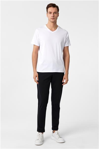 Beyaz Slim Fit Düz V Yaka Tişört