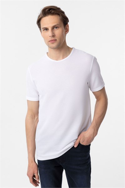Beyaz Slim Fit Armürlü Bisiklet Yaka Tişört