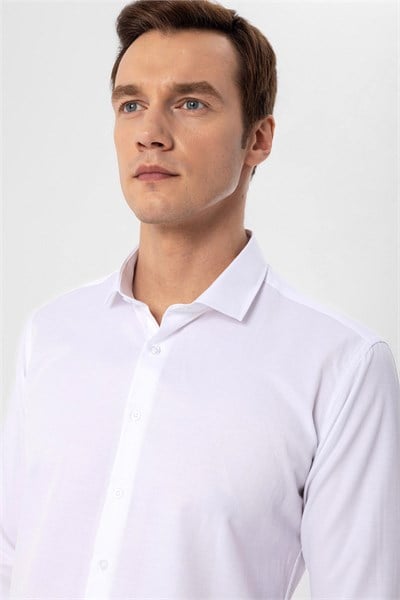 Beyaz Slim Fit Armürlü Klasik Yaka Gömlek