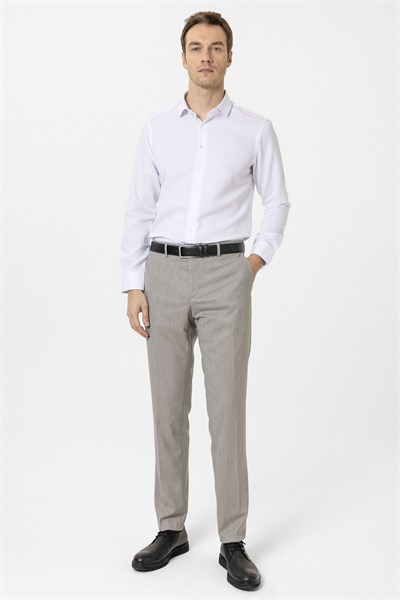 Beyaz Slim Fit Armürlü Klasik Yaka Gömlek