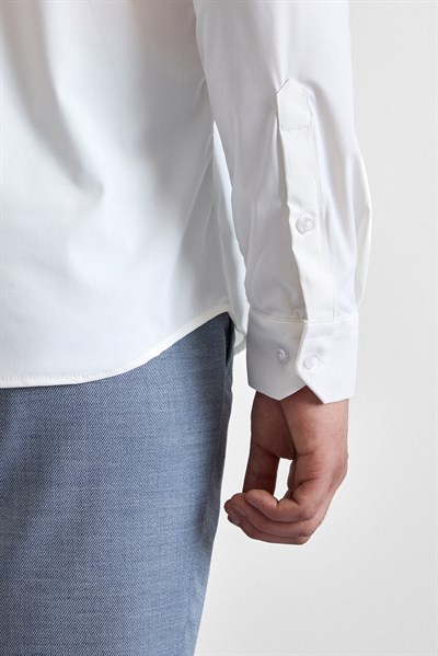 Beyaz Slim Klasik Yaka Düz Uzun Kollu Casual Gömlek